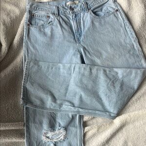 LEVIS Light Blue Low Pro Straight Jeans Size 31